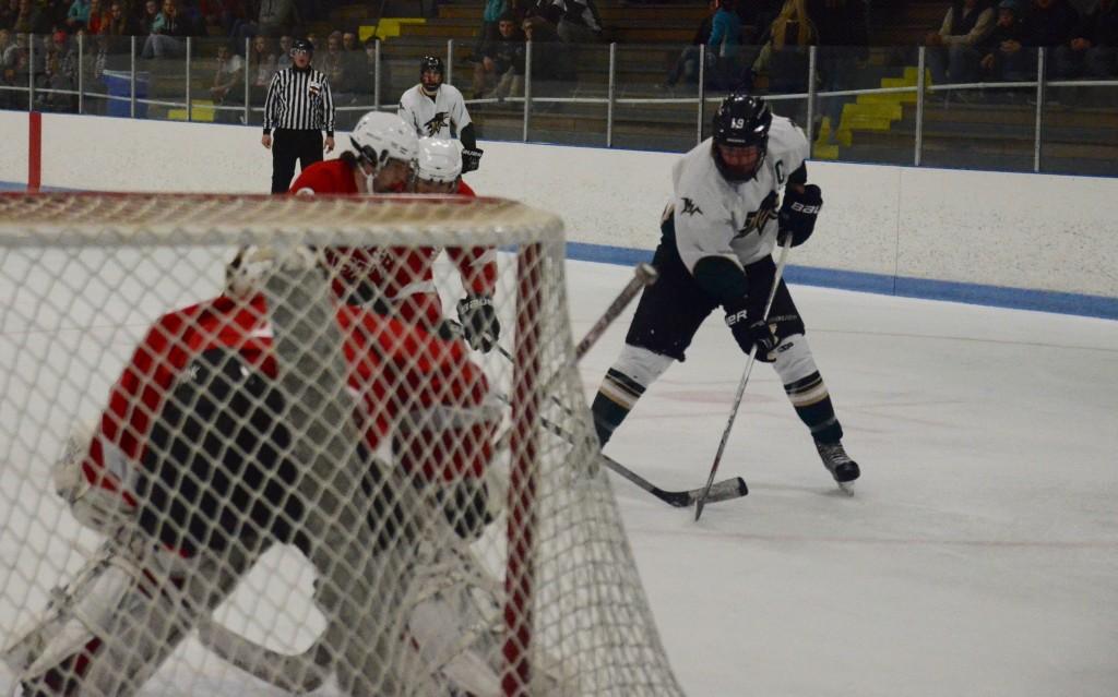 Vista Hockey Moves Up In State Rankings