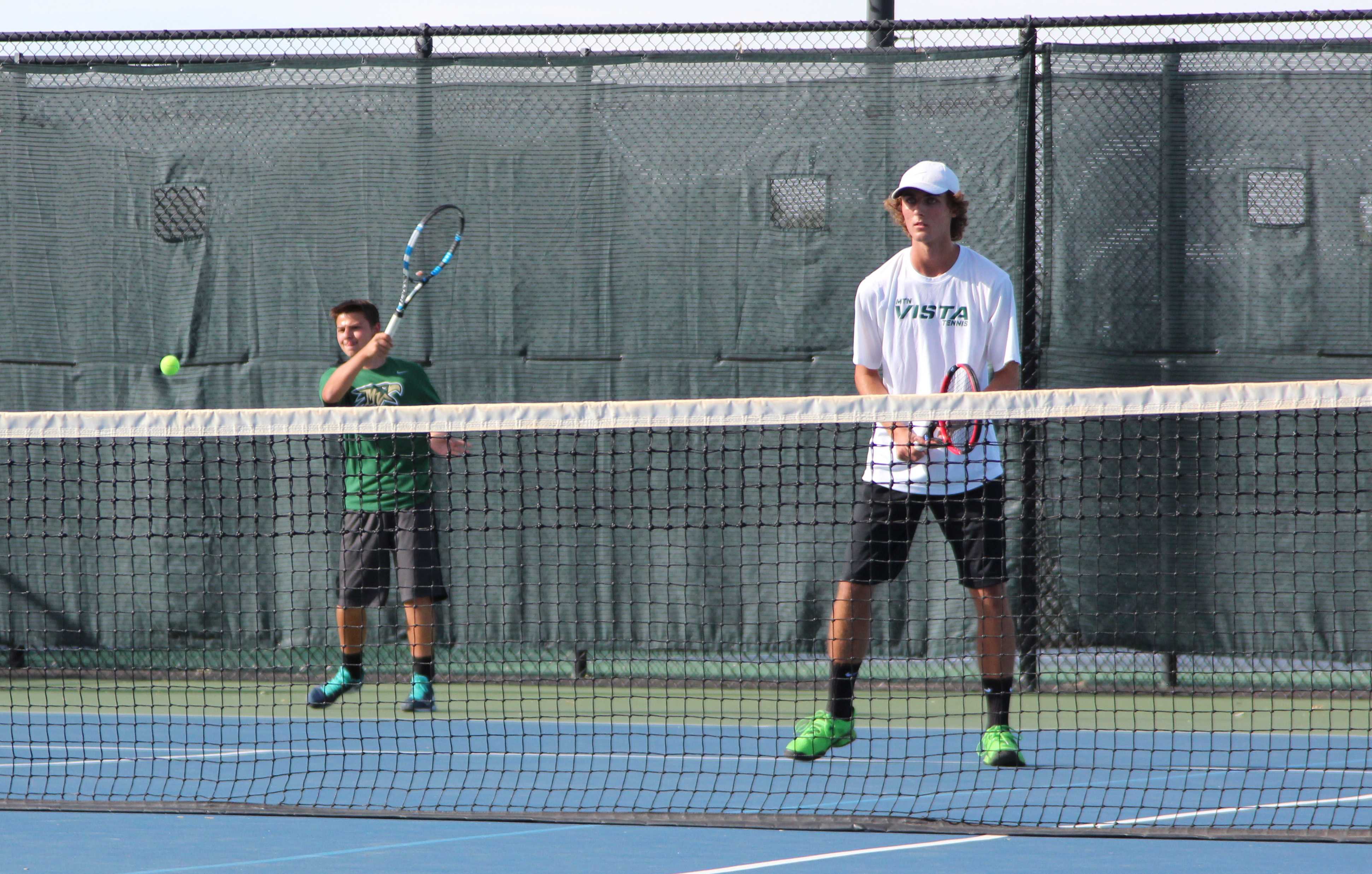 PHOTOS%3A+Mens+Varsity+Tennis+vs.+Arapahoe+Tennis