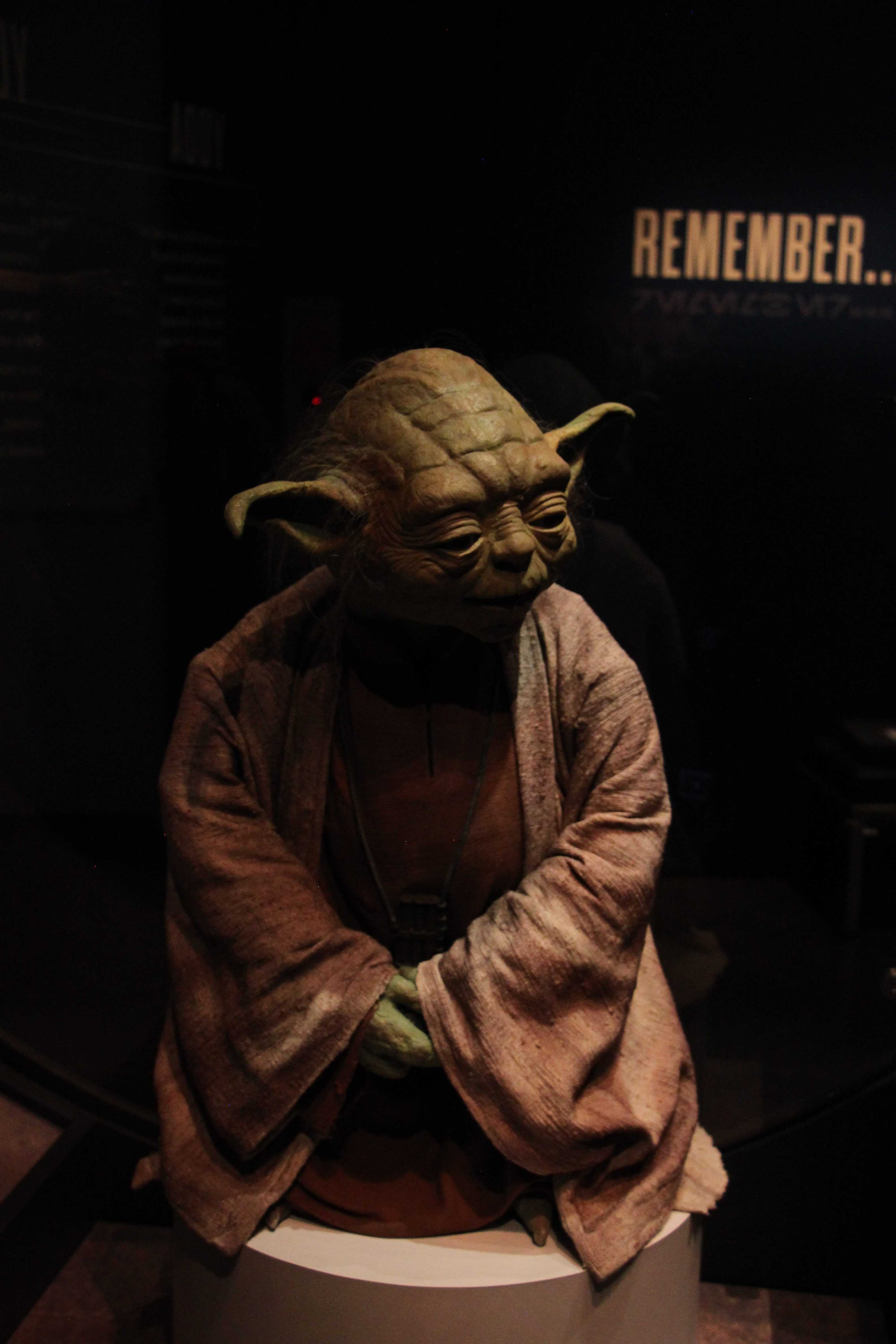 Star+Wars+and+the+Power+of+Costume+Exhibit+Review%2FGallery