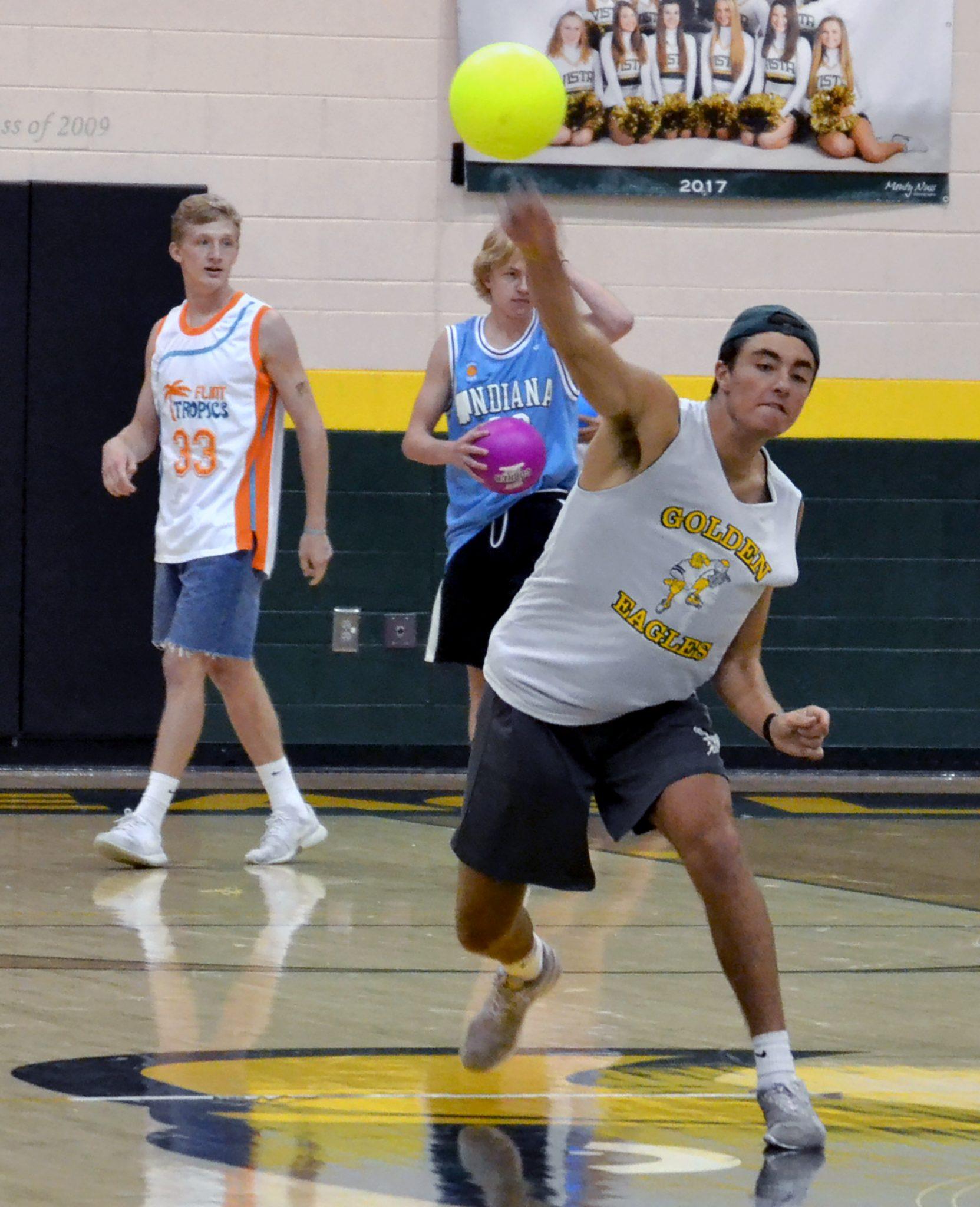 PHOTO+GALLERY%3A+Dodgeball