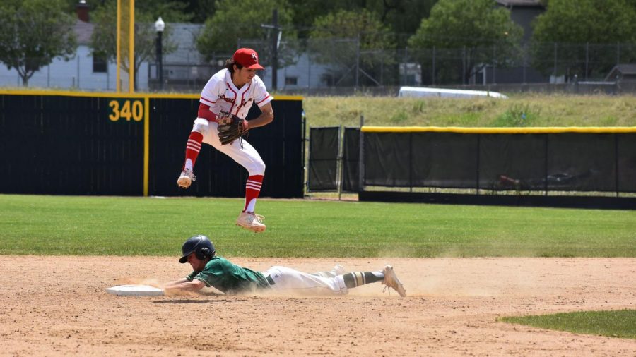 PHOTO+GALLERY%3A+Varsity+Baseball+vs.+Regis+Jesuit+and+Cherry+Creek